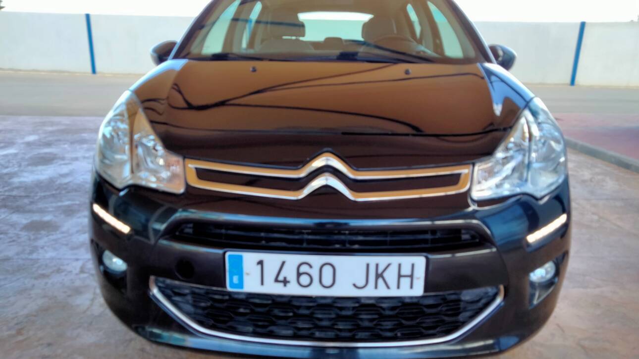 CITROEN C3 1.2GASOLINA 82CV 35.000KM AÑO 2015 6500€